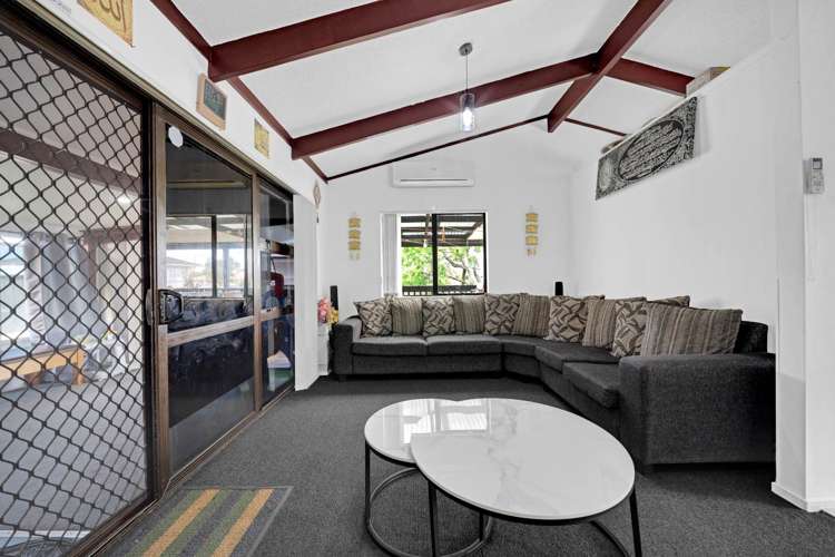 75 Kerrs Road Manukau_3