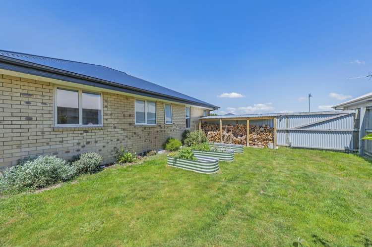 23 Newbrook Terrace Darfield_14