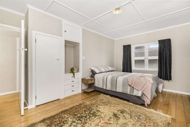 1/47 Clevedon Road Papakura_4