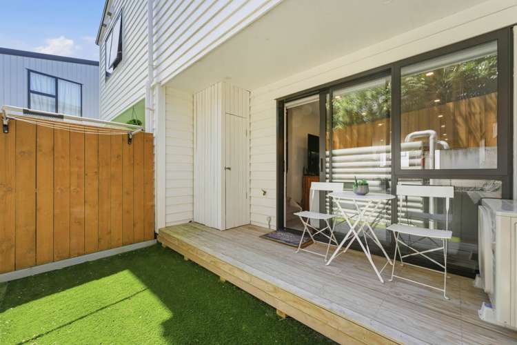 7/67 Royal View Road Te Atatu South_9