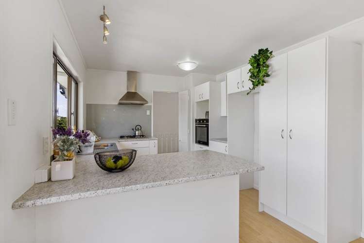 6 Everglade Drive Goodwood Heights_28