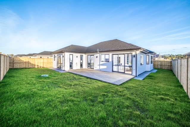 8 Lewis Younie Road Kumeu_3