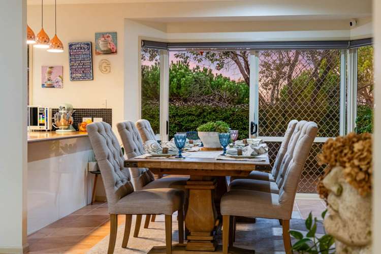 27 Trimaran Drive Gulf Harbour_9