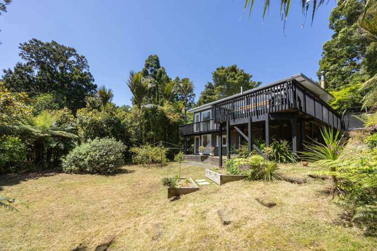 262 Shaw Road Titirangi_16