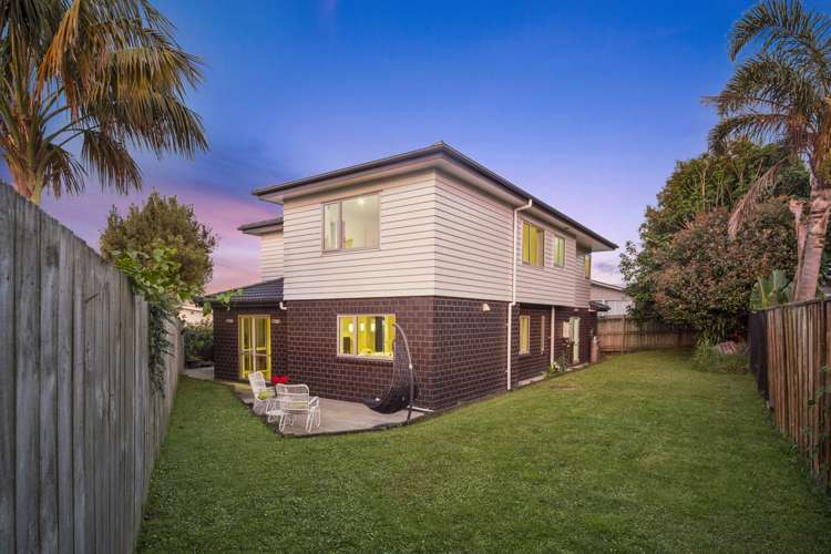 32a Bodi Place Te Atatu South_9