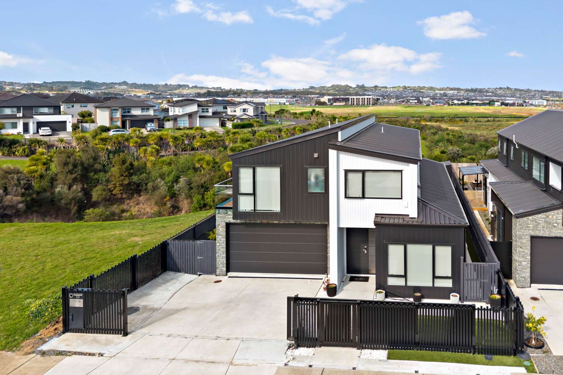 52 Malahide Drive Flat Bush_0