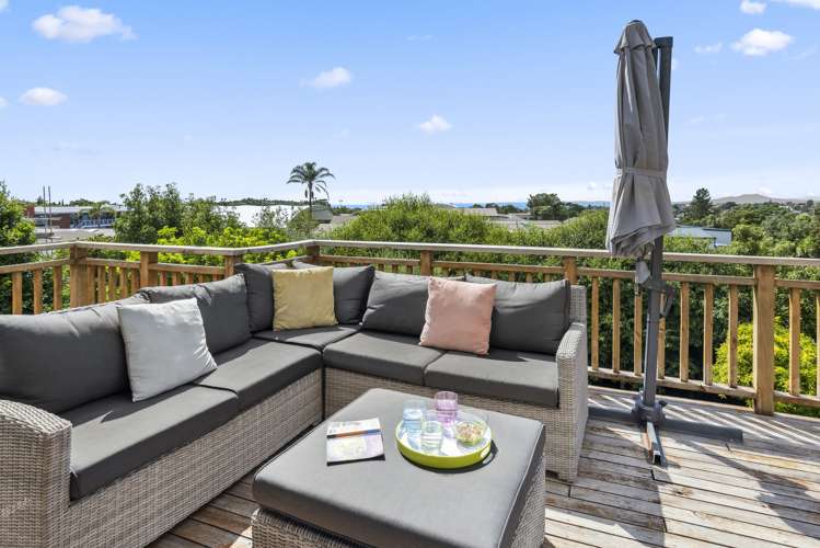 767 East Coast Road Northcross_2