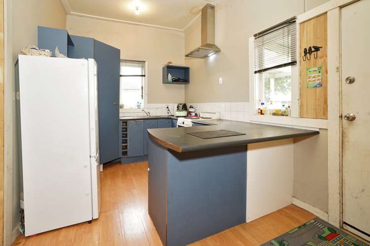 8 Cassidy Street Hamilton East_3