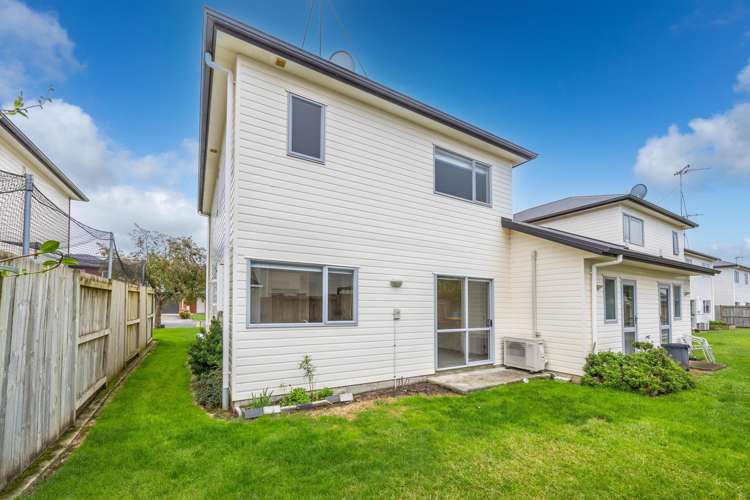 14 Rene Way Huntington_17