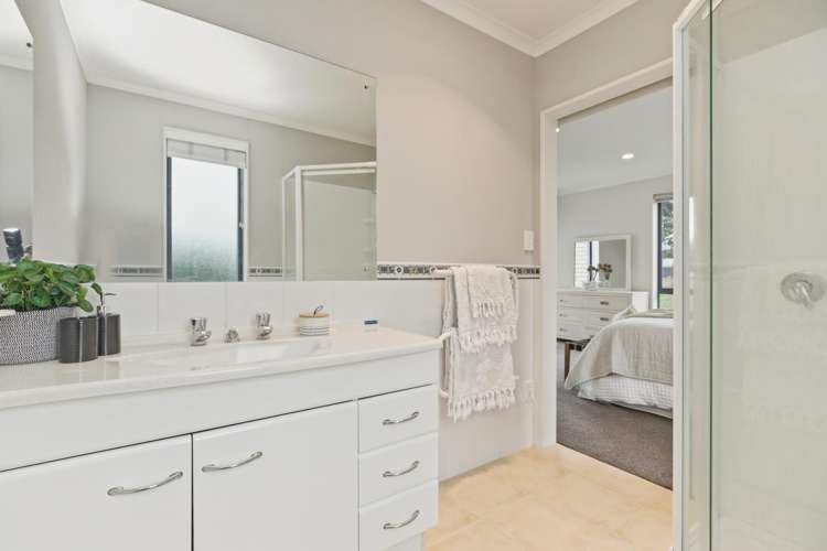 2 Beachwater Drive Papamoa_15