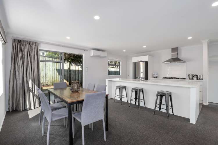 4/1 Hibiscus Avenue Hamilton Lake_20