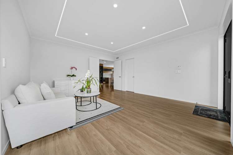 69 Koromeke Street Flat Bush_28