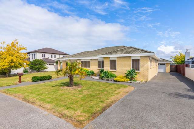 68 Kath Hopper Drive Orewa_1