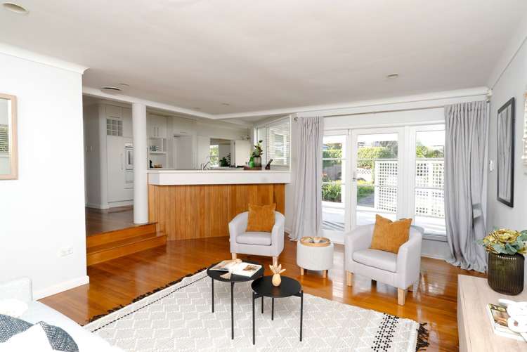 33 Covil Ave Te Atatu South_9