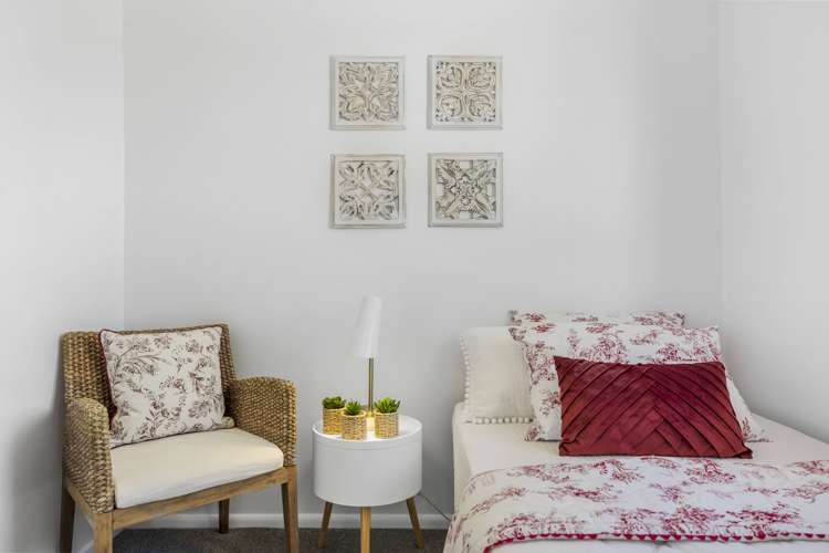 12 Richan Street Glenview_15