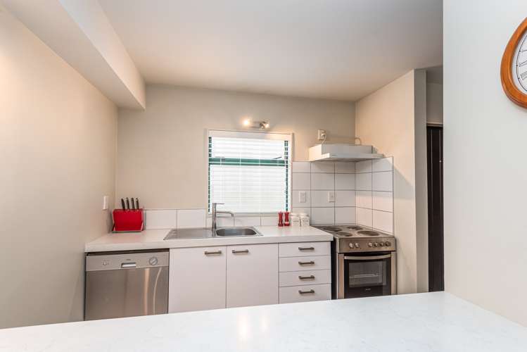 2/14 Moa Place Christchurch Central_5