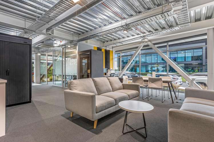 7/2 Distribution Lane Sockburn_2