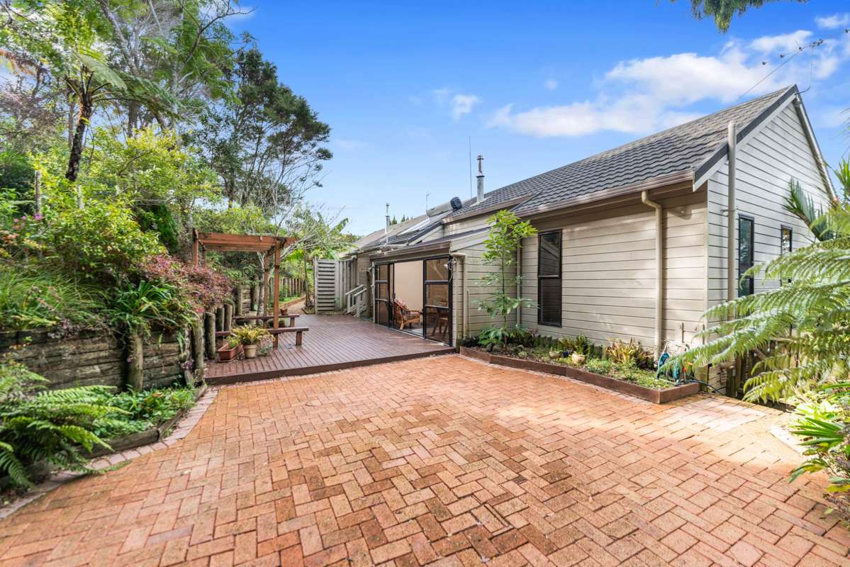 55 McKenzie Avenue_5