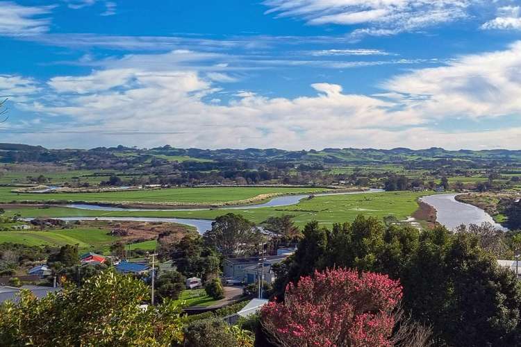 70 Wishart Road Helensville_40