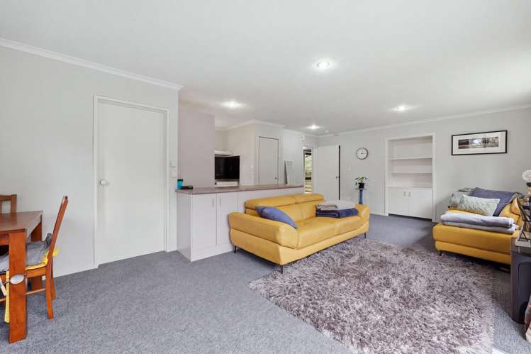 21 Ferntree Drive Wakari_17