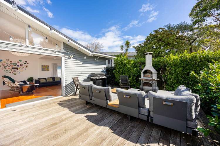 35 Strong Street Saint Johns_30