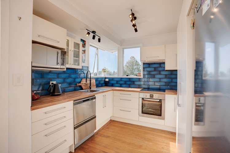 57 Ogle Crescent Kamo_15