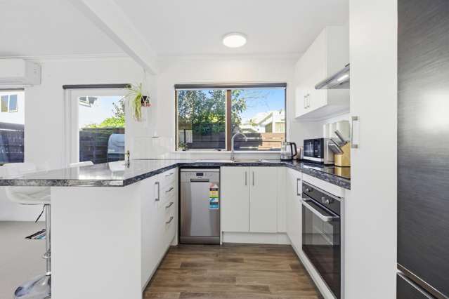 10/43 Turret Road Tauranga South_3