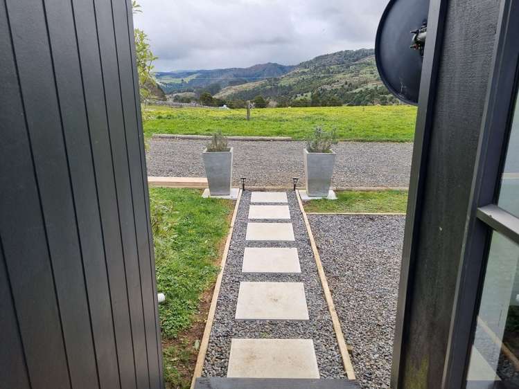 1399 Russell Road Helena Bay_9