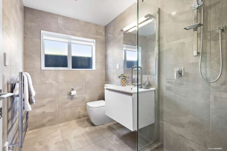 5 Vardon Road Green Bay_12