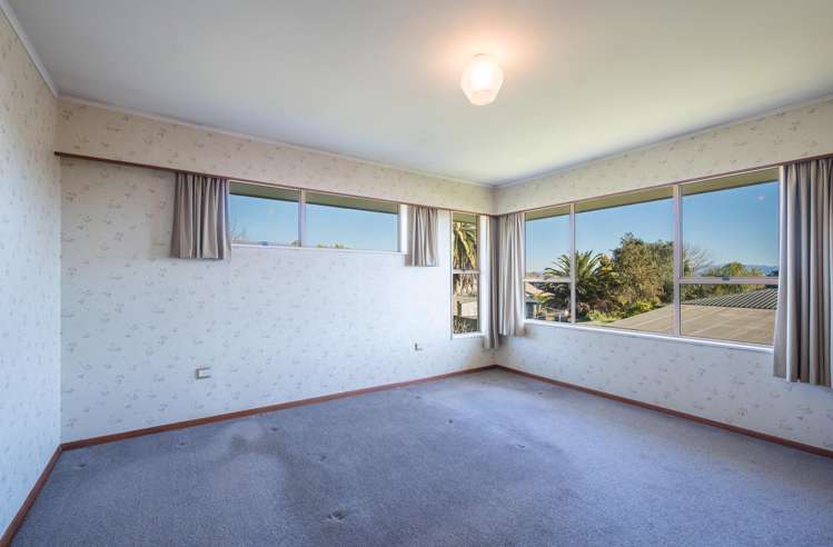 2 Balmoral Place Stoke_22