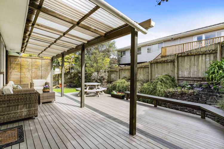 2/1 Trias Road Totara Vale_15