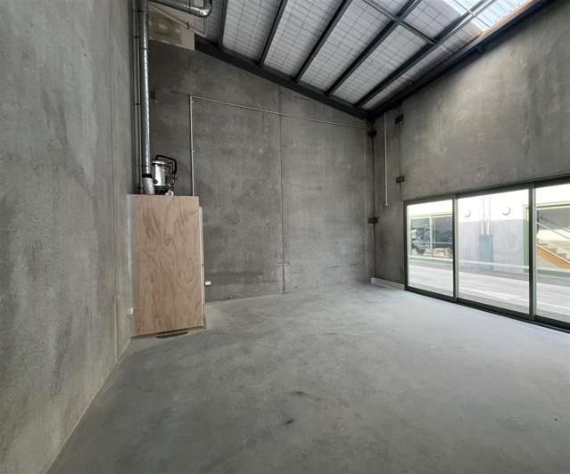 Unit 80, 41 Bouverie Street Petone_2