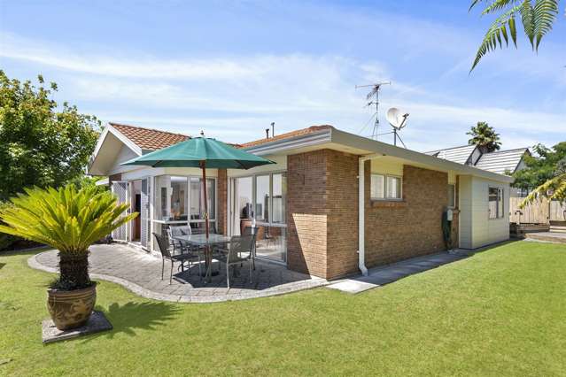 84 Russley Drive Mount Maunganui_2