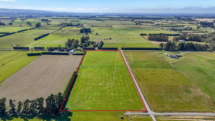 53 Stoke School Road_4