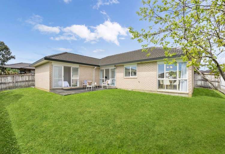 12 Ridgefield Lane East Tamaki Heights_15