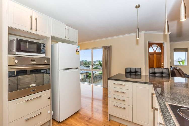 87 Isabella Drive Pukekohe_9