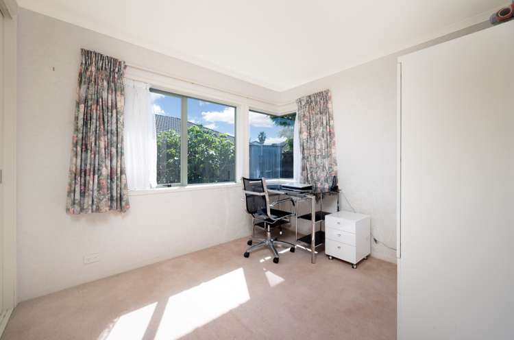 1 Atworth Way Pakuranga Heights_25