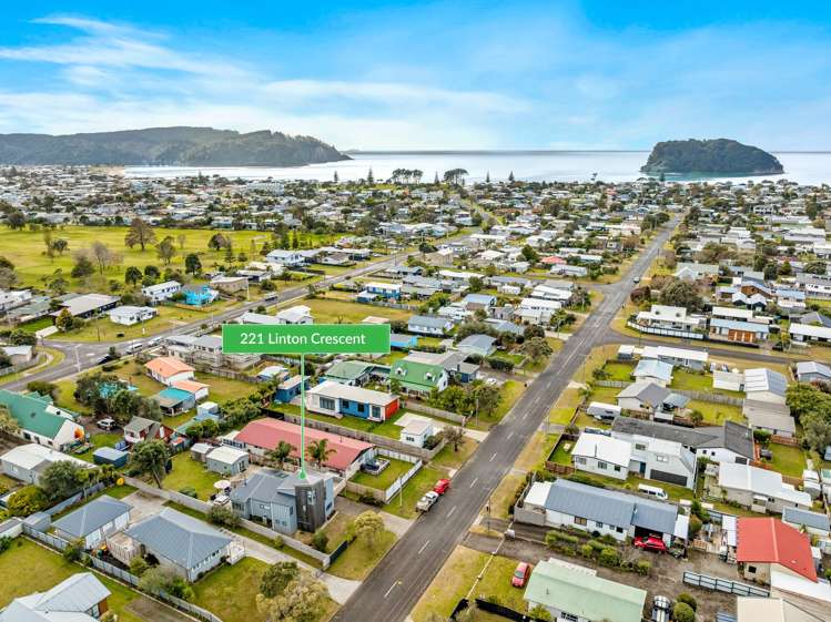 221 Linton Crescent Whangamata_1