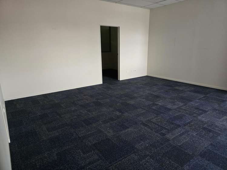 First Floor/68 King Street Pukekohe_16