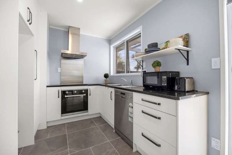 8 Rowlands Avenue Mt Wellington_8