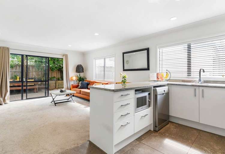 2B/15 Harrison Road Mt Wellington_2