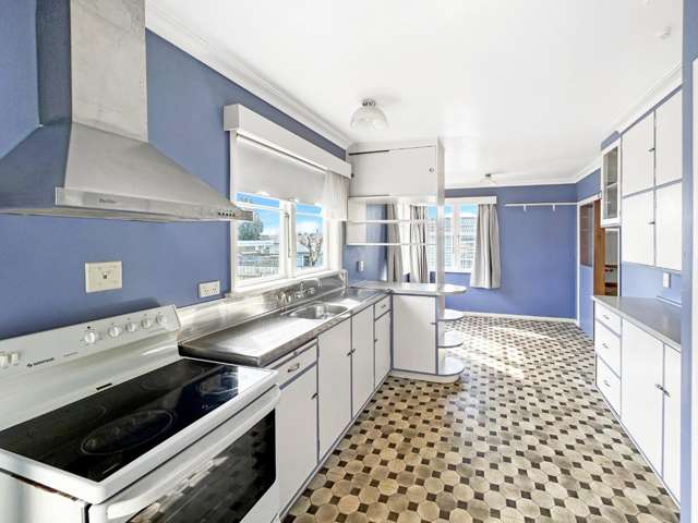 21 Green Avenue 10516_1