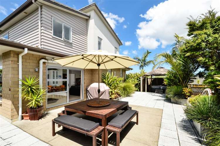 2 Lemon Grove Lane Greenhithe_28