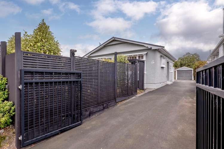 42 Huxley Street Sydenham_17