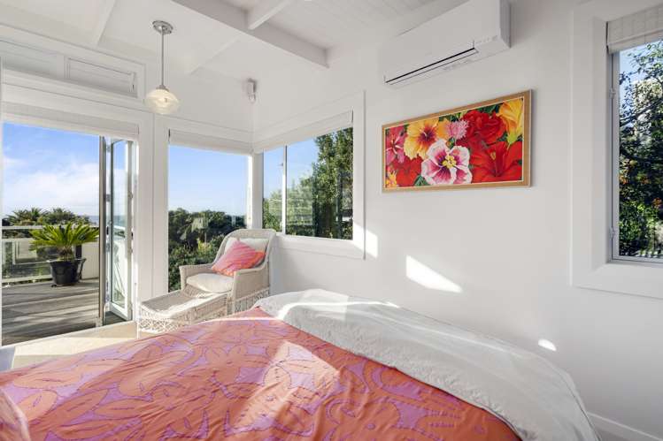 13 Le Roy Road Onetangi_34