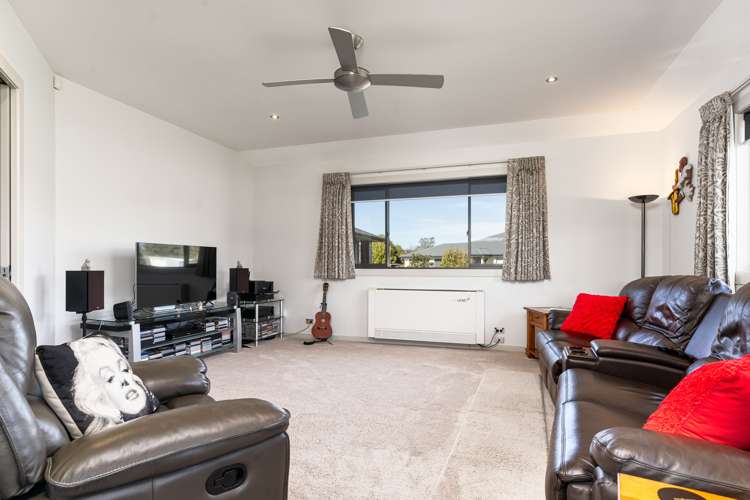 6 Camellia Lane Carterton_5
