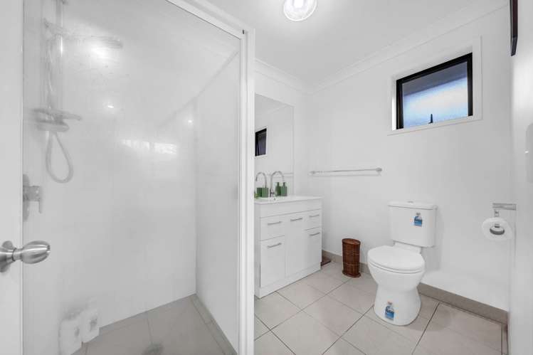 29 Broadfield Street Massey_26