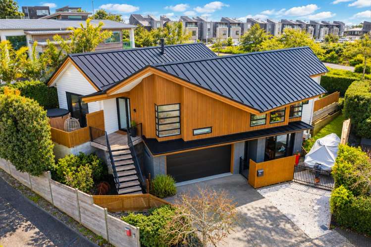 16 Tuatini Place Long Bay_18