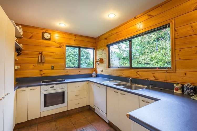 60 Olympus Way Richmond_6