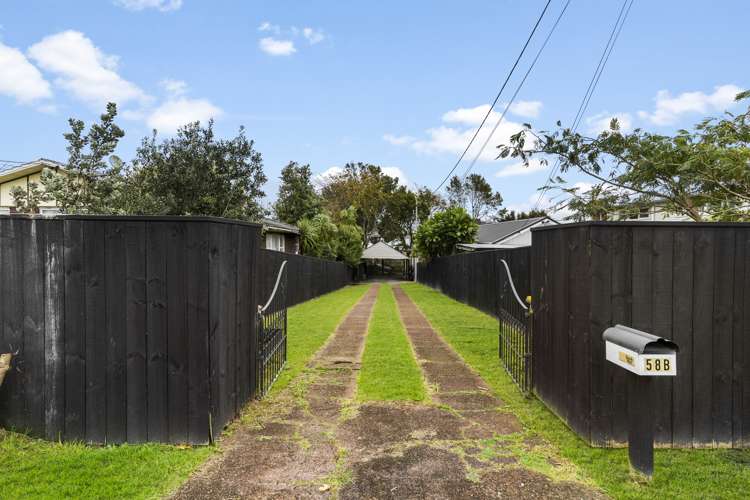 2/58 Aeroview Drive Beach Haven_17